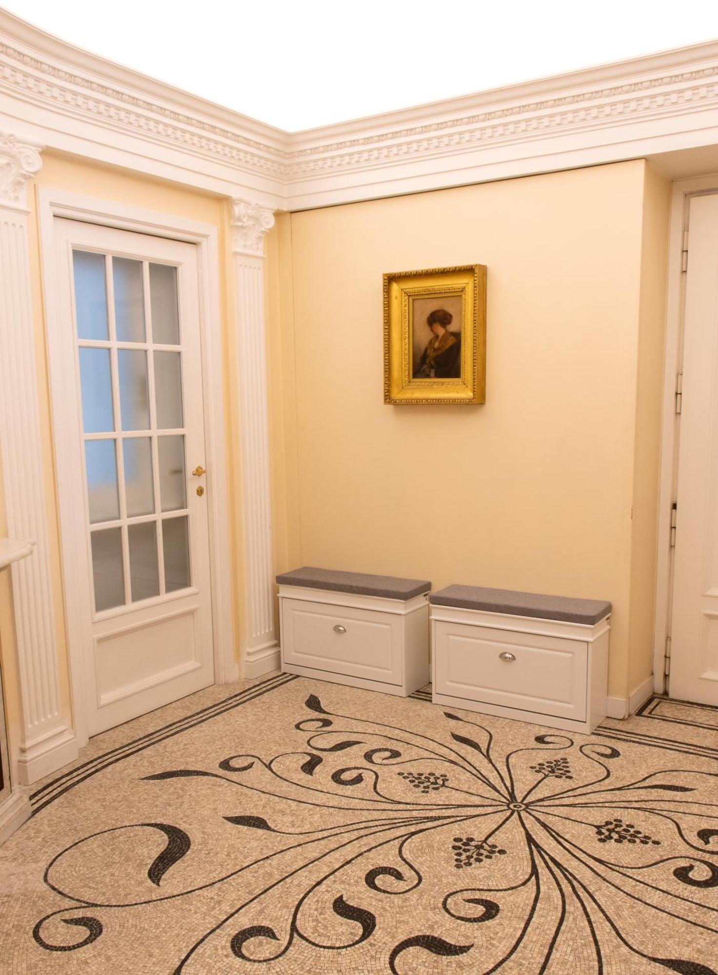Moon Cove, Borghese Prestige Hideaway Apartamento *