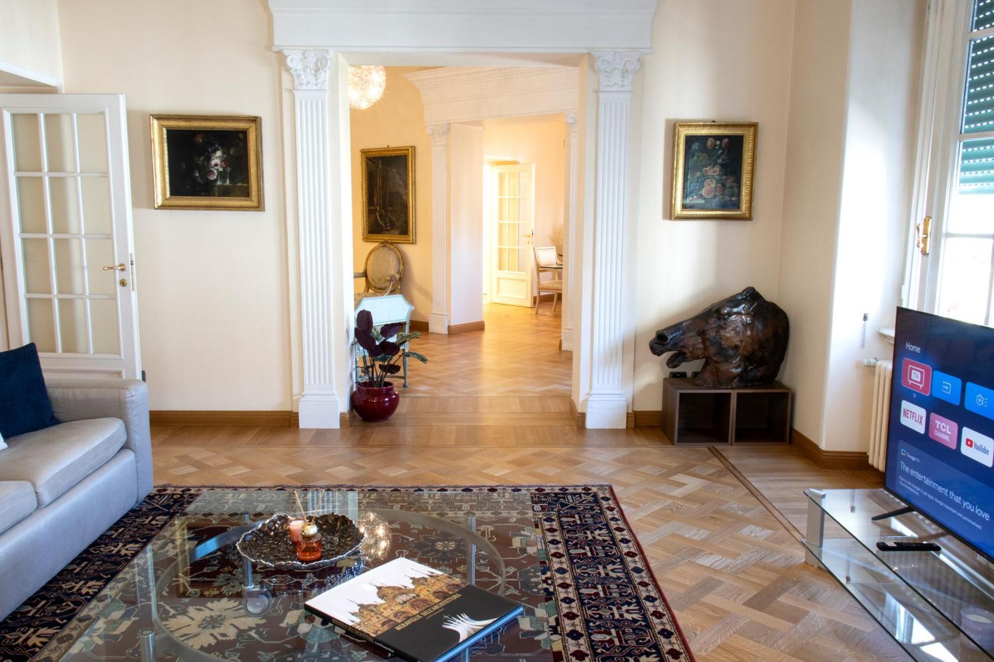 Moon Cove, Borghese Prestige Hideaway Apartamento *