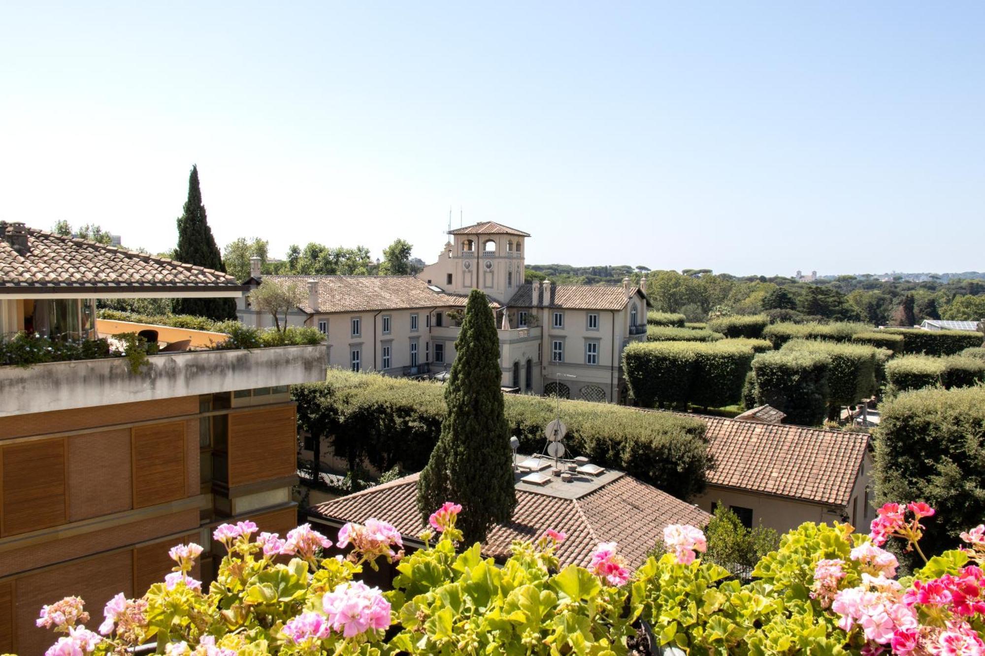 Moon Cove, Borghese Prestige Hideaway * Roma